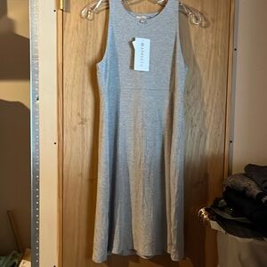 Women’s Athleta M gray sleeveless dress NWT